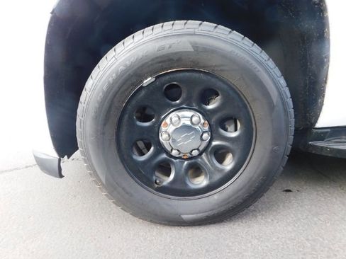 Used 2014 Chevrolet Tahoe 2WD 4dr Commercial image 9