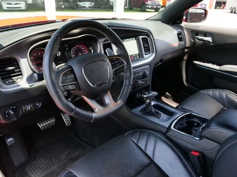 Used 2018 Dodge Charger SRT Hellcat RWD image 26