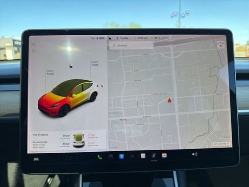 Used 2020 Tesla Model Y Performance image 25