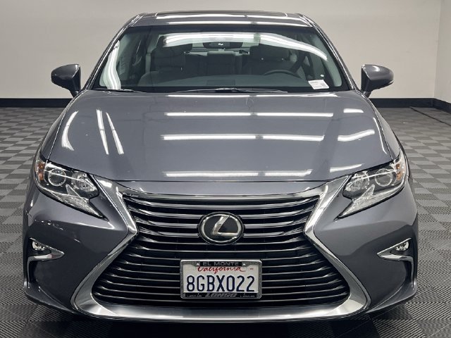 Used 2018 Lexus ES 350 w/ Accessory Package 2 FWD image 3