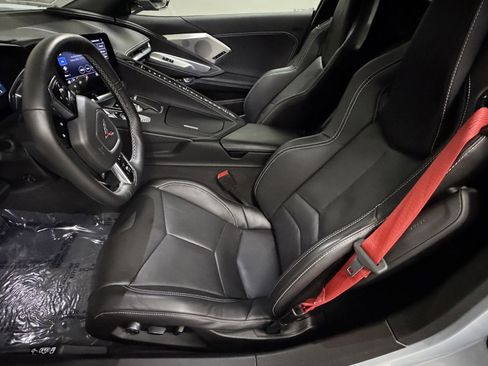 Used 2021 Chevrolet Corvette Stingray Preferred Cpe w/ Z51 Performance Package image 23