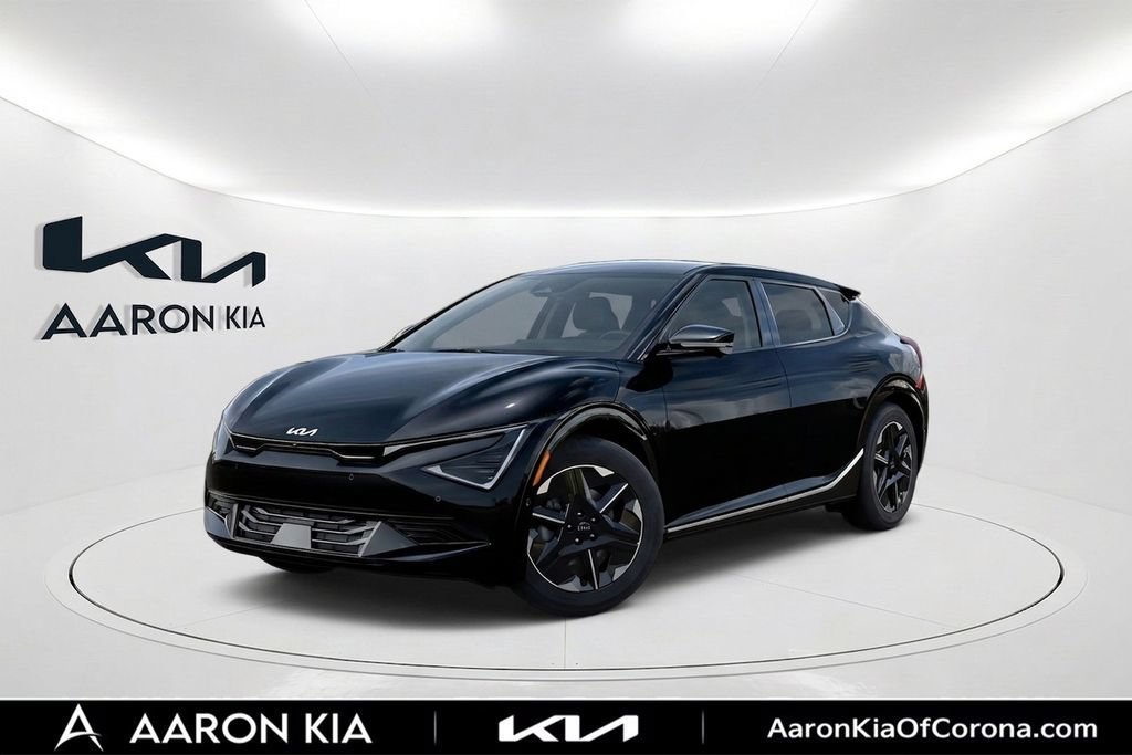 New 2026 Kia EV6 Wind RWD image 1