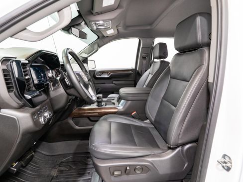 Used 2023 GMC Sierra 1500 Elevation w/ Elevation Premium Package AWD/4WD image 17