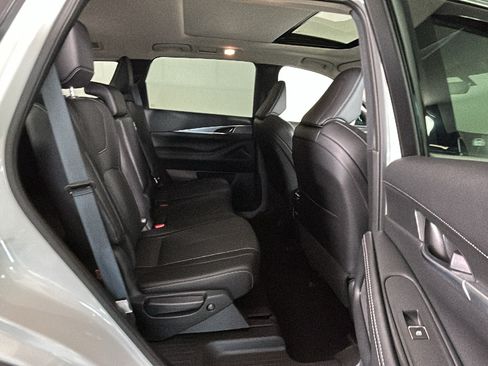 Used 2024 INFINITI QX60 Luxe AWD/4WD image 29