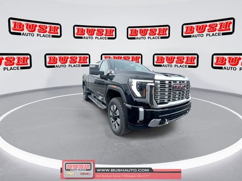 New 2026 GMC Sierra 2500 Denali w/ Denali Reserve Package image 4