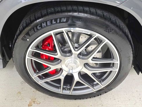 New 2026 Mercedes-Benz GLE 63 AMG S image 9