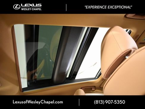 New 2025 Lexus ES 350 Ultra Luxury image 14