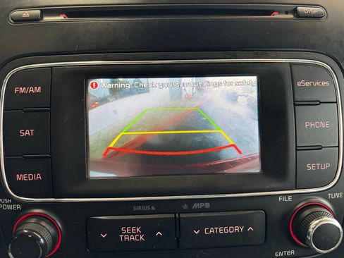 Used 2014 Kia Forte EX image 18