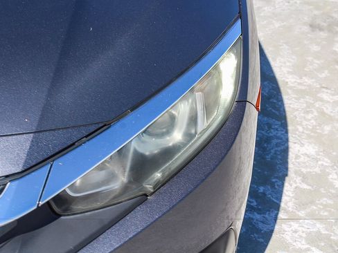 Used 2018 Honda Civic EX image 11