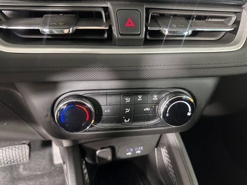 Used 2026 Chevrolet TrailBlazer LS w/ LS Convenience Package FWD image 20
