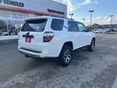 Used 2022 Toyota 4Runner TRD Off-Road Premium image 5