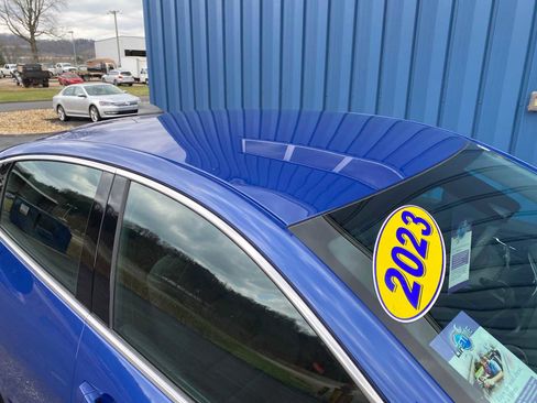 Used 2023 Chevrolet Malibu LS image 5