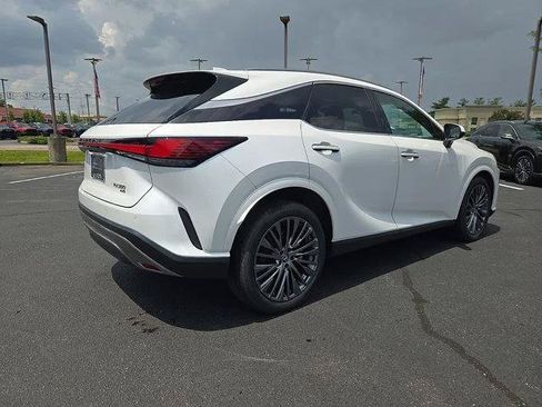 Certified 2023 Lexus RX 350 AWD w/ Accessory Package image 3