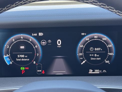 Certified 2025 Volkswagen Tiguan S AWD/4WD image 26