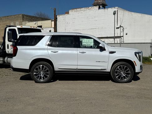 New 2026 GMC Yukon Denali w/ Denali Reserve Package image 2