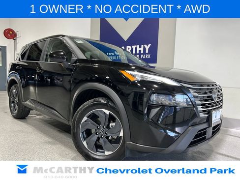 Used 2025 Nissan Rogue SV AWD/4WD image 1