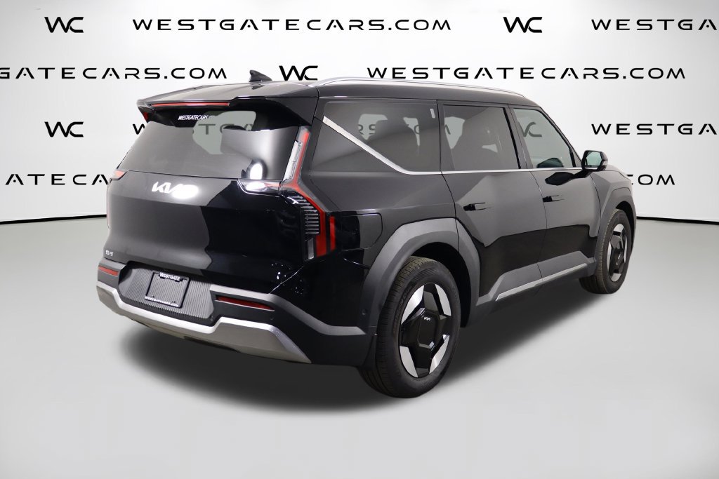 Used 2026 Kia EV9 Wind AWD/4WD image 46