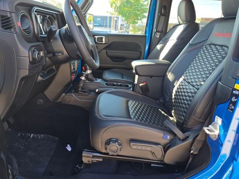 New 2025 Jeep Wrangler Rubicon w/ Xtreme 35 Tire Package image 18