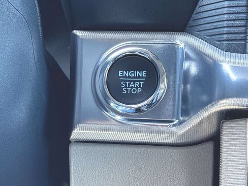 Used 2024 Ford F150 Platinum w/ Equipment Group 703A Plus AWD/4WD image 17
