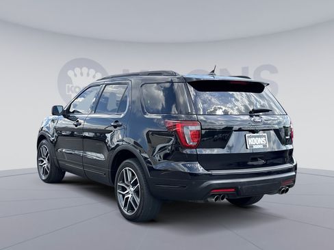 Used 2018 Ford Explorer Sport w/ Equipment Group 401A AWD/4WD image 4
