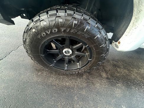 Used 2017 Ford F250 XLT w/ FX4 Off-Road Package image 12