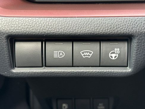 New 2026 Toyota Prius Plug-In Hybrid FWD image 30