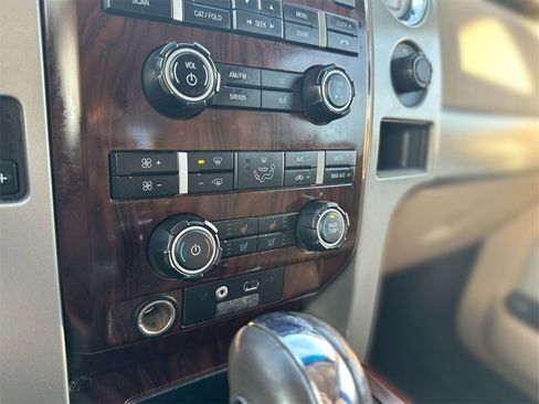 Used 2012 Ford F150 Lariat w/ Lariat Plus Pkg image 17