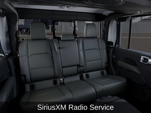 Used 2025 Jeep Gladiator Mojave w/ Convenience Group AWD/4WD image 21