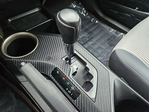 Used 2013 Toyota RAV4 LE image 7