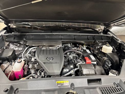 Used 2023 Toyota Highlander XSE AWD/4WD image 31