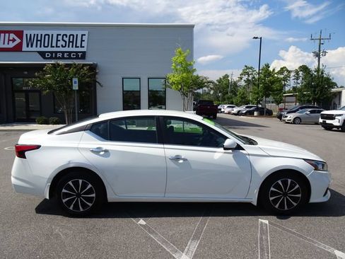 Used 2021 Nissan Altima 2.5 S w/ Driver Assist Package FWD image 3