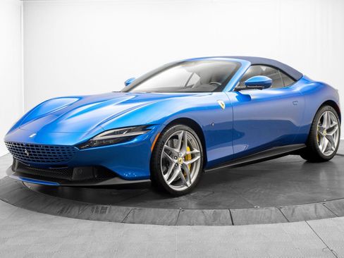 Used 2026 Ferrari Roma Spider RWD image 11