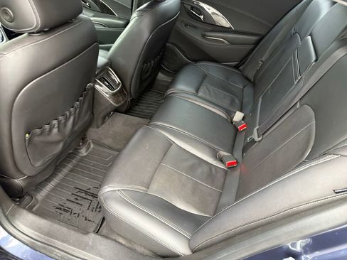 Used 2015 Buick LaCrosse Premium image 27