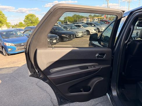Used 2017 Dodge Durango R/T w/ Trailer Tow Group IV AWD/4WD image 16