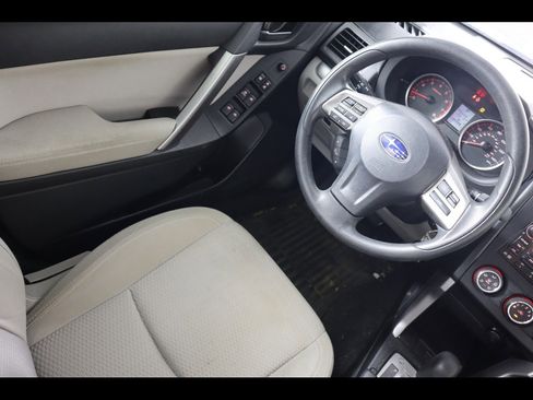 Used 2015 Subaru Forester 2.5i w/ Alloy Wheel Package image 17