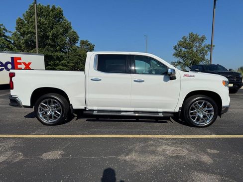 Certified 2025 Chevrolet Silverado 1500 LTZ AWD/4WD image 2