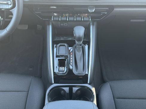 New 2026 Chevrolet Colorado LT image 23