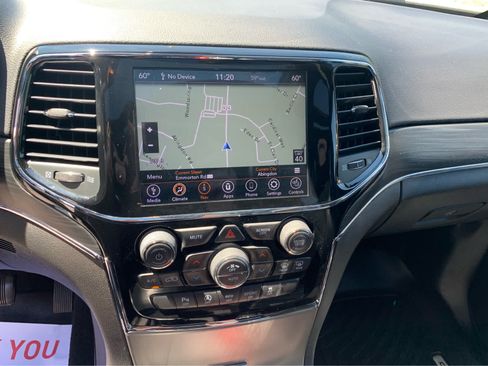 Used 2021 Jeep Grand Cherokee Limited w/ Luxury Group II AWD/4WD image 18