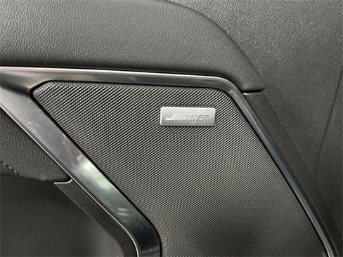 Used 2022 Chevrolet Silverado 1500 LTZ image 23