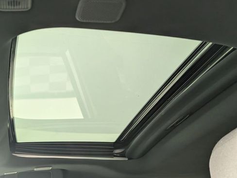 Used 2024 Toyota Tacoma TRD Sport w/ TRD Sport Upgrade Package image 11