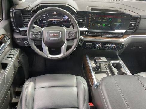 Used 2024 GMC Sierra 1500 Elevation w/ Preferred Package AWD/4WD image 18