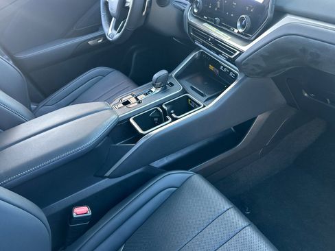 New 2026 Lexus TX 500h AWD image 23