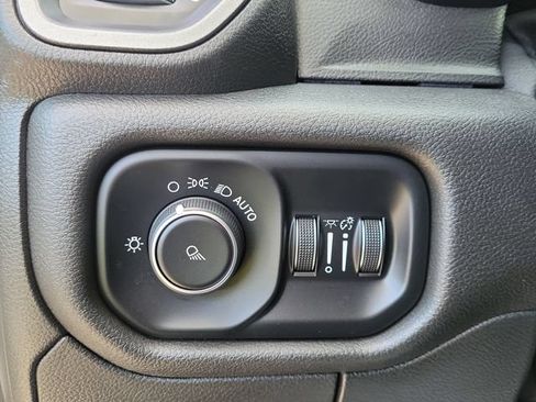 Used 2019 RAM 1500 Tradesman RWD image 14
