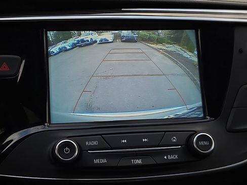 Used 2019 Buick Envision Essence image 26