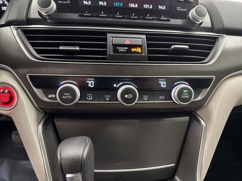 Used 2019 Honda Accord LX image 32