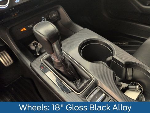 Used 2023 Honda Civic Sport image 28