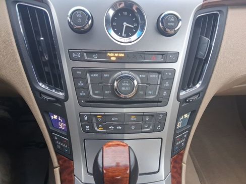 Used 2011 Cadillac CTS Premium image 18