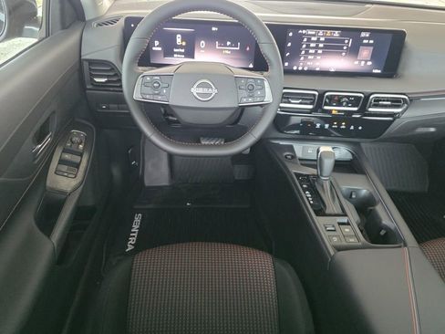 New 2026 Nissan Sentra SR FWD image 11