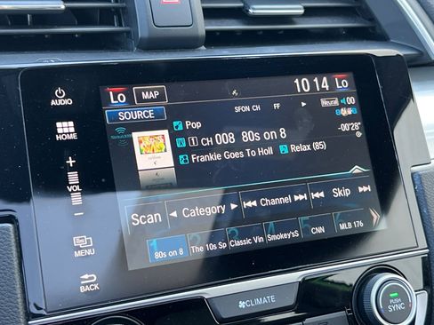 Used 2018 Honda Civic Touring image 17