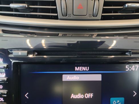 Certified 2024 Nissan Murano SV w/ SV Midnight Edition Package FWD image 34